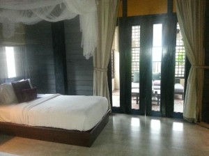 Anantara Lawana Koh Samui Resort bedroom