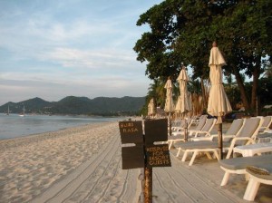 Buri Rasa Village Samui location is beachfront