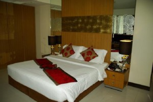 FuramaXclusive Sukhumvit Hotel bedroom