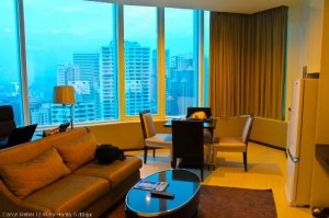 Grande Centre Point Hotel Terminal 21 living room with great views of bangkok