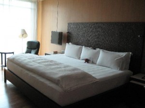 Maduzi Hotel big comfy bed