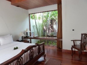 Malisa Villa Suites bedroom