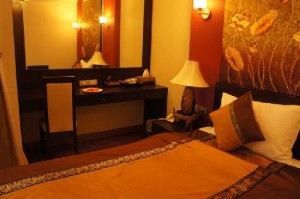 Mirth Sathorn Hotel bed