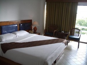Royal Palace Hotel bedroom