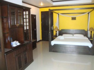 Sand Sea Resort & Spa bedroom