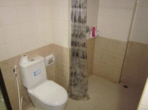 SoleLuna Hotel toilet in bathjroom