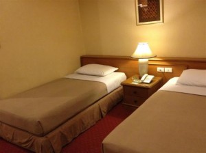 Wall Street Inn Hotel beds in twin room
